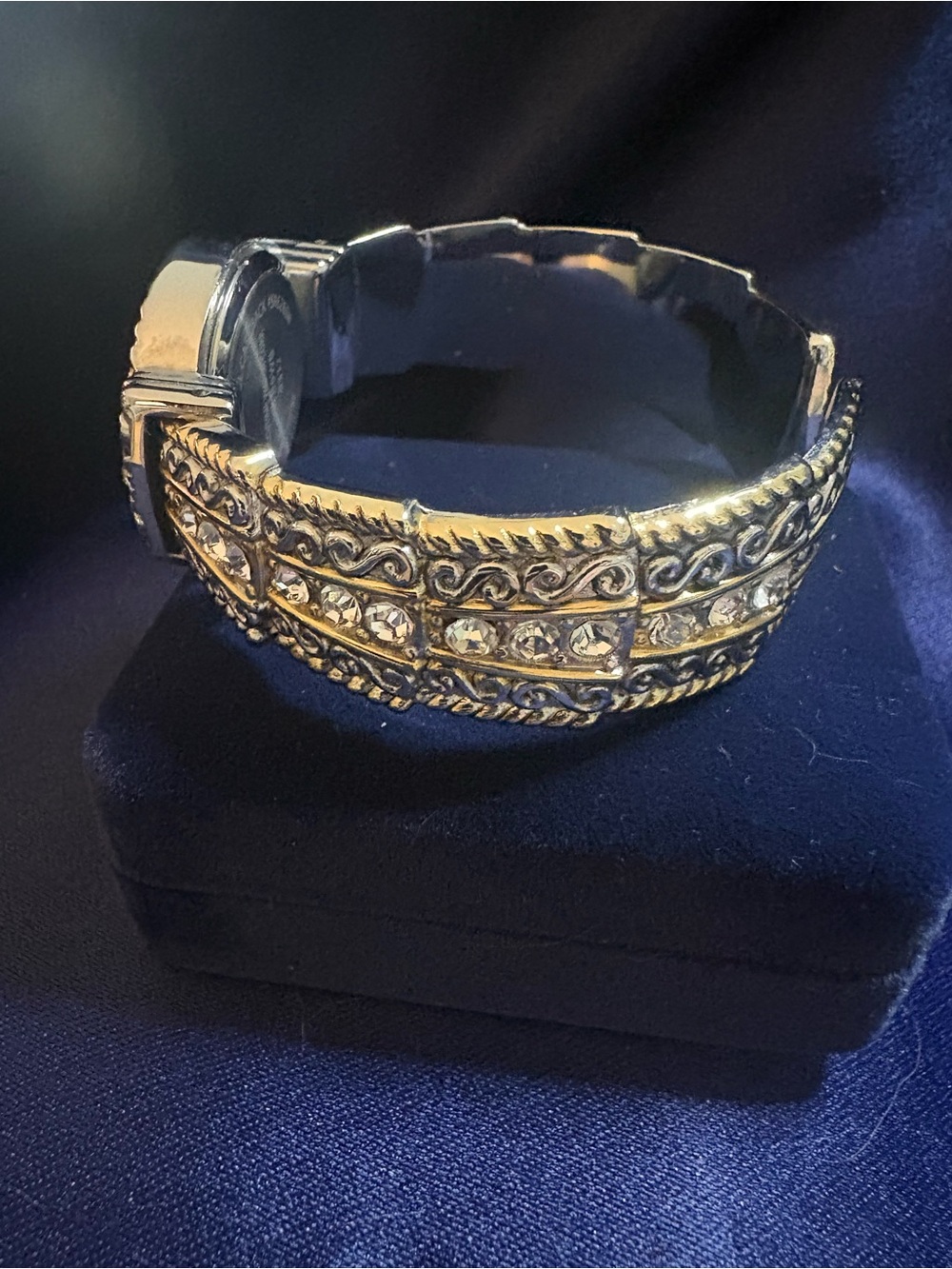 Watch Gold & Silver Tone Ornate Rhinestone Accent Quartz Link Bracelet - Picture 3 of 12